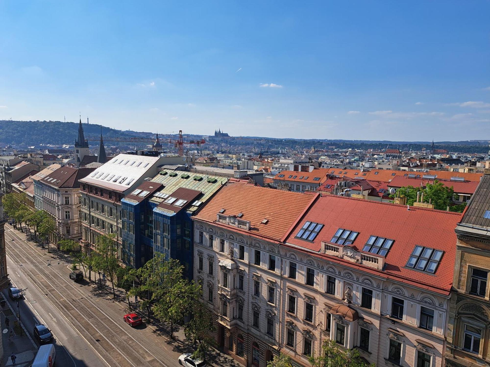 Hotel Legie Прага Экстерьер фото